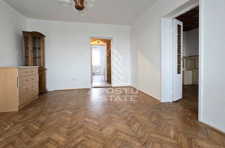 Apartament 4 camere, Centrala noua, Aradului anunturi imobiliare Timis