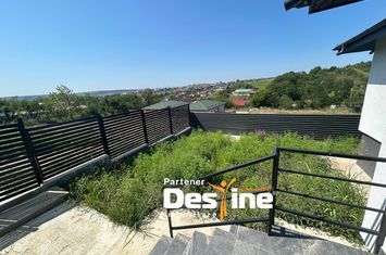 Casă - 4 camere de vanzare VALEA LUPULUI - Iasi anunturi imobiliare Iasi
