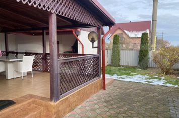 Casă - 4 camere de vanzare RADAUTI - Suceava anunturi imobiliare Suceava