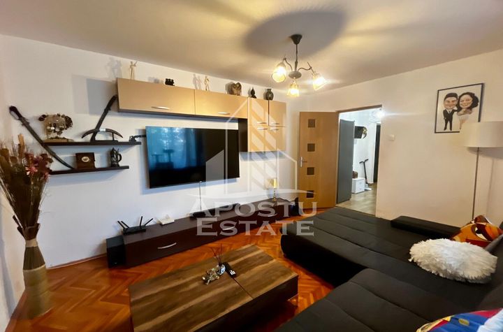 Apartament 2 camere,etaj 2,centrala proprie,zona Gh.Lazar anunturi imobiliare Timis