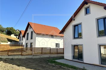 Casă - 4 camere de vanzare DAIA - Sibiu anunturi imobiliare Sibiu