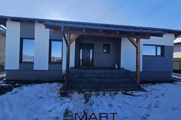 Casă - 4 camere de vanzare TARLUNGENI - Brasov anunturi imobiliare Brasov