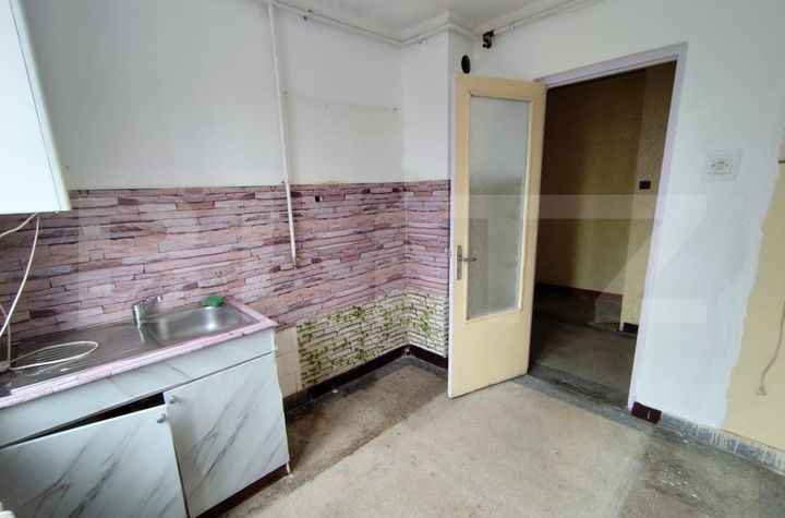 Apartament 2 camere de vanzare CUGIR - Alba anunturi imobiliare Alba