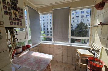 Vanzare 3 camere Salajan, et 3, centrala termica anunturi imobiliare Bucuresti