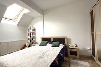 Apartament 2 camere de vanzare FLORESTI - Cluj anunturi imobiliare Cluj