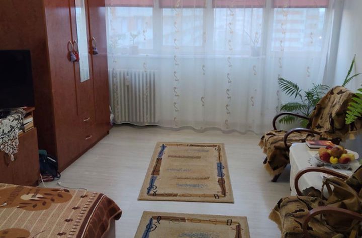 Garsonieră de vanzare CALEA BUCURESTI - Dolj anunturi imobiliare Dolj