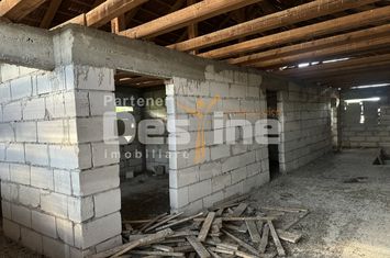 Vilă - 4 camere de vanzare SIMERIA - Hunedoara anunturi imobiliare Hunedoara