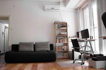 Vanzare apartament 2 camere hochparter boxa Palatul Cotroceni anunturi imobiliare Bucuresti