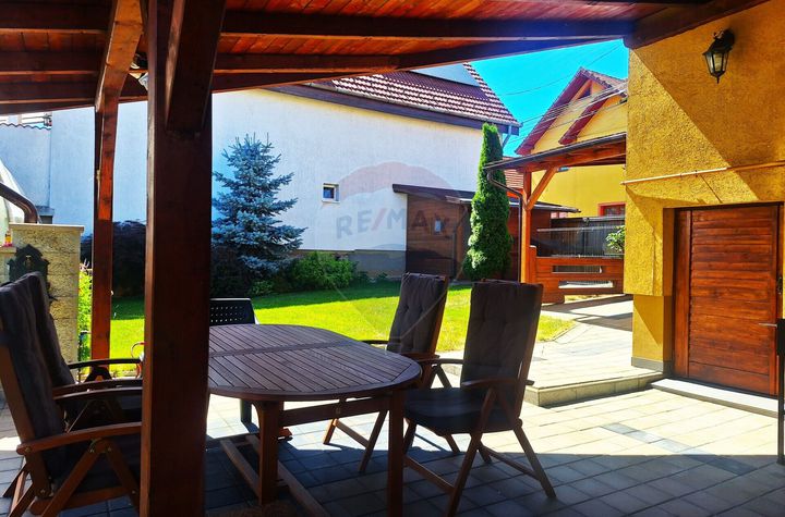 Vilă moderna cu gradina frumoasa, in zona Trei Stejari anunturi imobiliare Sibiu