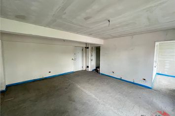 Apartament 3 camere de vanzare ULTRACENTRAL - Vrancea anunturi imobiliare Vrancea