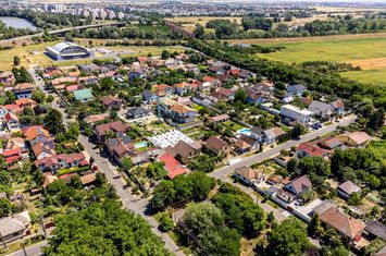 Apartament nou cu 3 camere și grădină in Subcetate anunturi imobiliare Arad