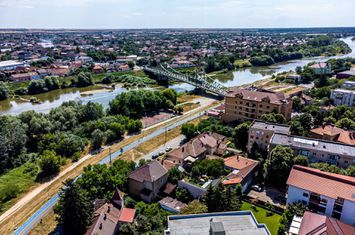 Casă pe Faleza Mureșului în rate la proprietar anunturi imobiliare Arad