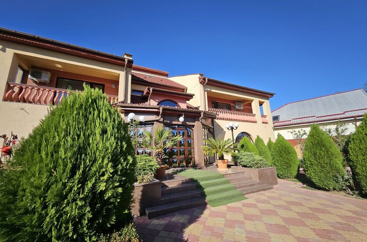 VILA INDIVIDUALĂ CU PISCINA IN ZONA PIPERA! anunturi imobiliare Bucuresti