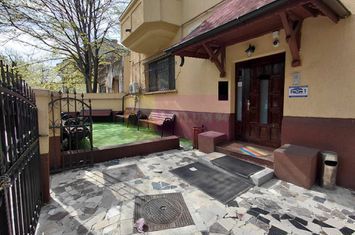 Vila individuala, singur in curte Cotroceni, 20 camere anunturi imobiliare Bucuresti