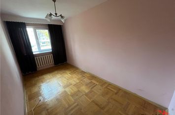 Apartament 4 camere de vanzare SUD - Vrancea anunturi imobiliare Vrancea