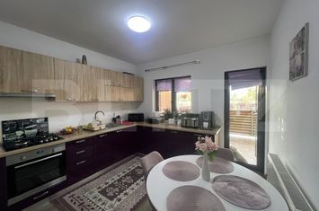 Casă - 5 camere de vanzare UNGHENI - Mures anunturi imobiliare Mures