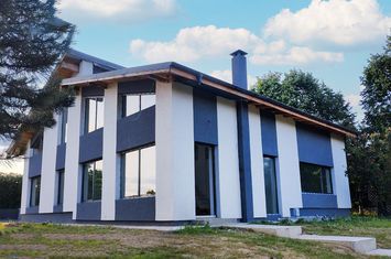 Casă - 4 camere de vanzare BUCIUM - Iasi anunturi imobiliare Iasi