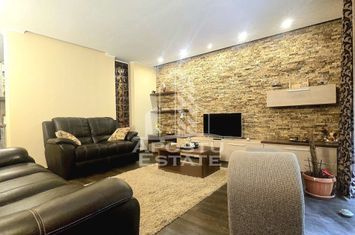 Apartament 3 camere Boul Rosu cu loc de parcare anunturi imobiliare Arad