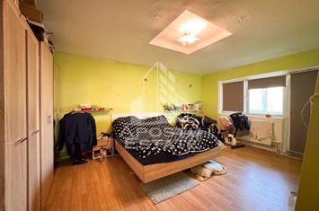 Apartament 4 camere | Decomandat | Etaj 1 | 90mp | Zona Steaua anunturi imobiliare Timis