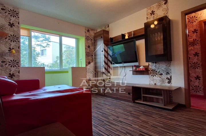 Apartament semidecomandat 3 camere, Miorita anunturi imobiliare Arad