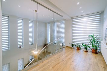 Vilă Sântandrei, 5 camere, SCD 321 mp. 369.000 € (neg). Comision 0 anunturi imobiliare Bihor