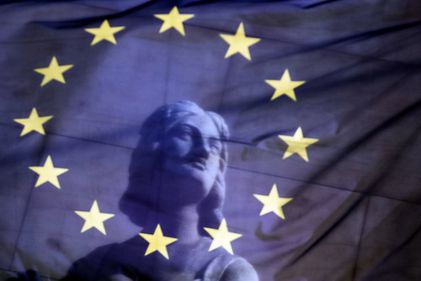 Patru bănci vor acorda credite pentru IMM cu dobândă redusă în valoare totală de 120 de milioane de euro în cadrul iniţiativei JEREMIE