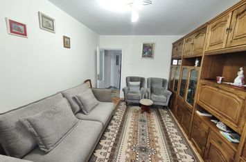 Apartament 3 camere de vanzare RADAUTI - Suceava anunturi imobiliare Suceava