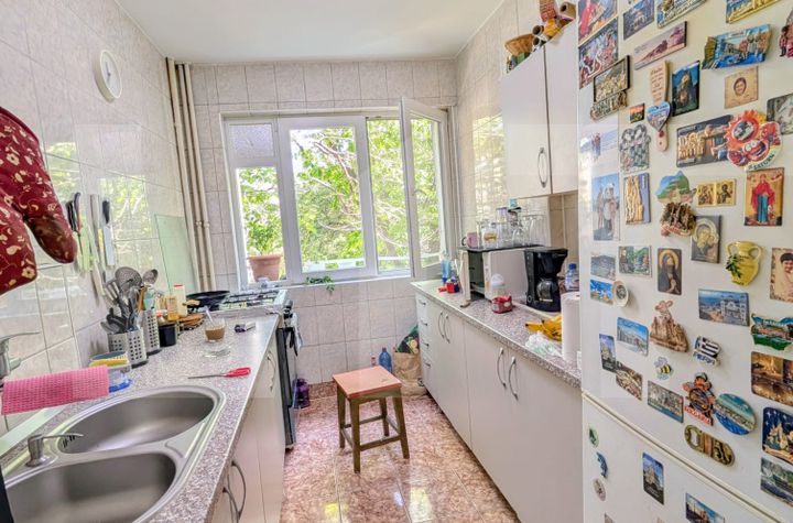 Apartament 3 camere de vanzare BUCURESTII NOI - Bucuresti anunturi imobiliare Bucuresti