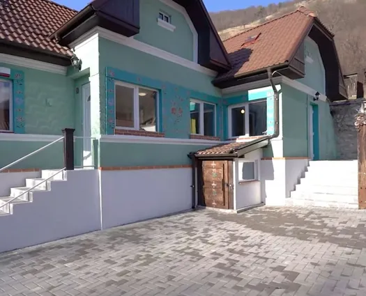 Casă 5 cam Buru, 148 mp, P+M