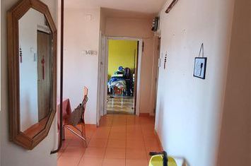 Apartament 3 camere de vanzare CENTRAL - Valcea anunturi imobiliare Valcea