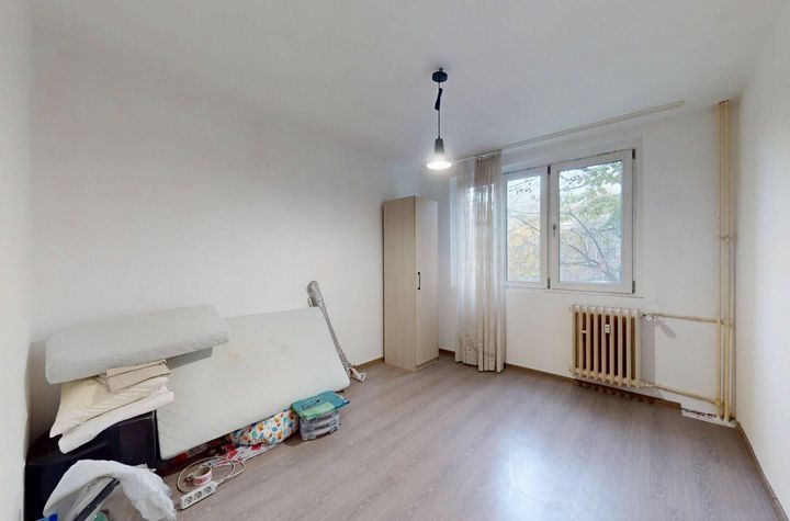 Apartament 4 camere Jean Steriadi Ozana Auchan Titan anunturi imobiliare Bucuresti