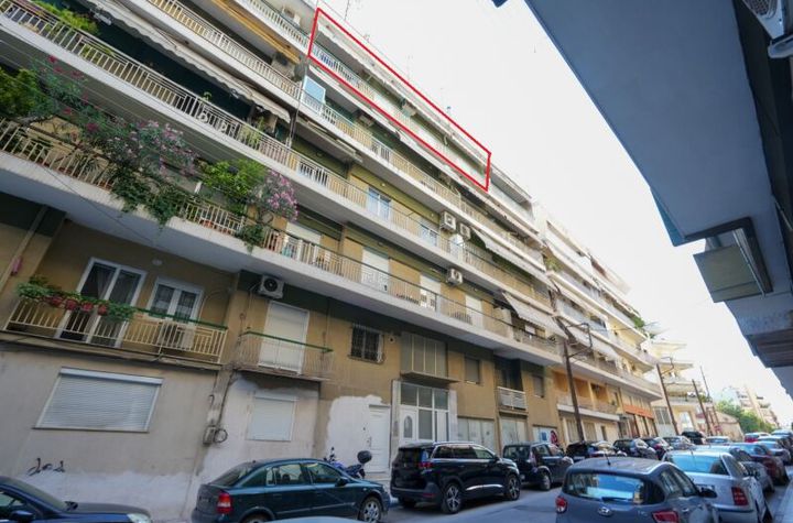 Apartament 3 camere, 95 mp în centrul Drama anunturi imobiliare Grecia