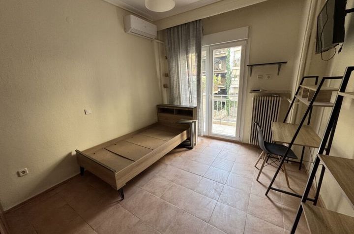 Garsonieră 30 mp, etaj 1, în centrul Serres anunturi imobiliare Grecia