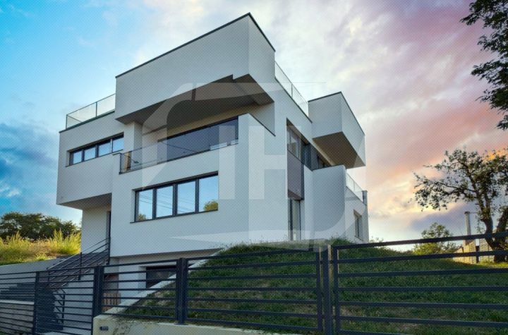 Vilă - 4 camere de vanzare FELEACU - Cluj anunturi imobiliare Cluj