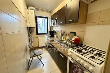 Apartament cu 2 camere, centrala proprie, etaj 2, zona Girocului anunturi imobiliare Timis
