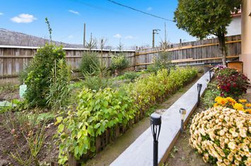 Casă de Om Gospodar - Costuleni - Grădină 1.830 mp -0% Comision 0% TVA anunturi imobiliare Iasi