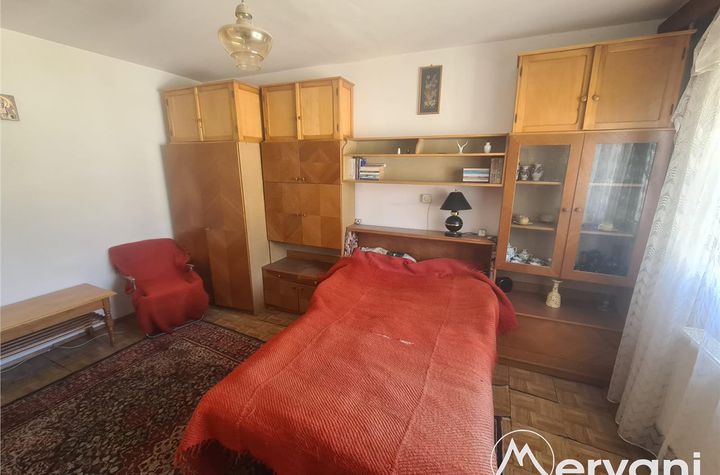 Garsonieră de vanzare AZUGA - Prahova anunturi imobiliare Prahova