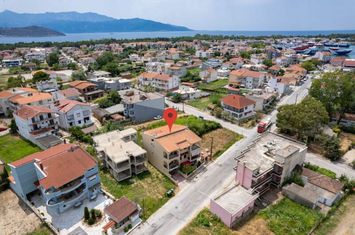 Clădire 2 etaje, 432 mp în Keramoti Nestos anunturi imobiliare Grecia
