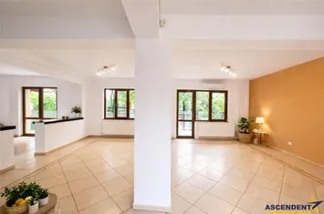 Casă - 7 camere de inchiriat BARTOLOMEU - Brasov anunturi imobiliare Brasov