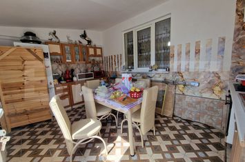 Vilă - 4 camere de vanzare CLUJ-NAPOCA - Cluj anunturi imobiliare Cluj