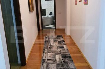 Apartament 3 camere de vanzare SUCEAVA - Suceava anunturi imobiliare Suceava