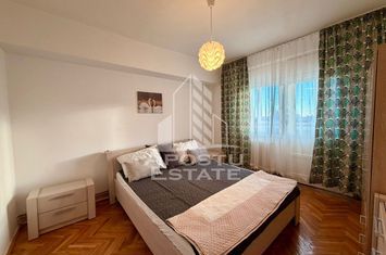 Apartament 3 camere, centrala proprie, zona Centrala anunturi imobiliare Timis