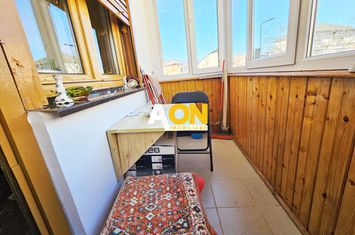 Apartament 3 camere, 2 bai, etaj 2, Cetate, zona Scolii Mihai Eminescu anunturi imobiliare Alba