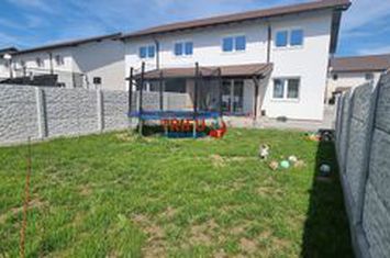 Vilă - 4 camere de vanzare CENTRAL - Alba anunturi imobiliare Alba