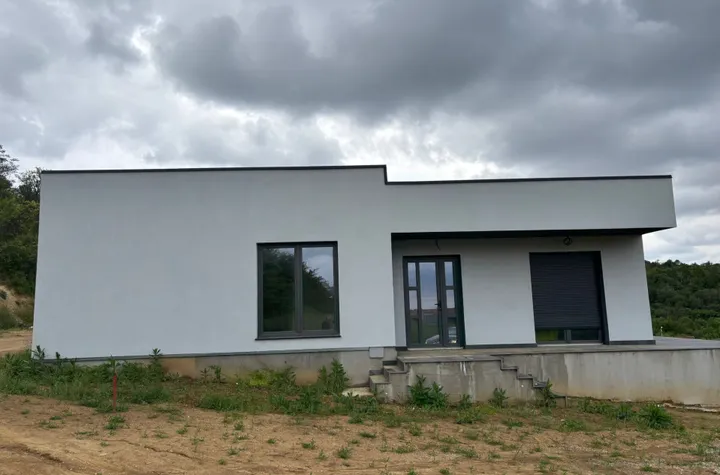 Casă - 4 camere de vanzare PALEU - Bihor anunturi imobiliare Bihor