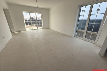 Casă - 3 camere de vanzare CENTRAL - Bacau anunturi imobiliare Bacau