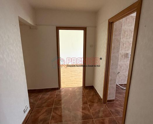 Apartament 4 camere Brancoveanu, 77 mp