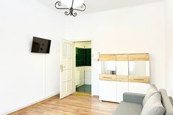 Birou ultracentral zona Republicii, Oradea anunturi imobiliare Bihor