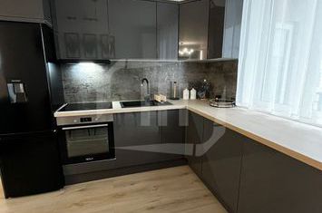 Apartament 3 camere de vanzare CLUJ-NAPOCA - Cluj anunturi imobiliare Cluj
