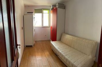 Apartament 3 camere de vanzare SIBIU - Sibiu anunturi imobiliare Sibiu